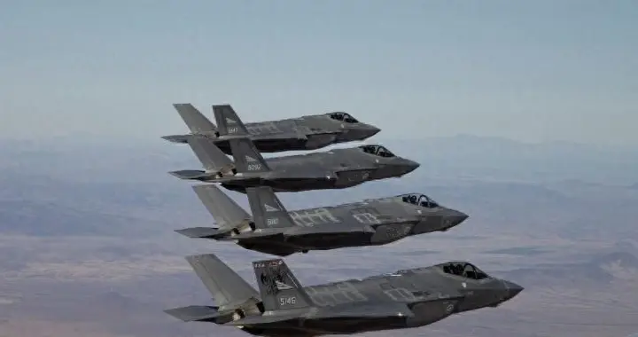 中美俄五代机爬升对比：F35高1.8万米，苏57高2万米，歼20呢？