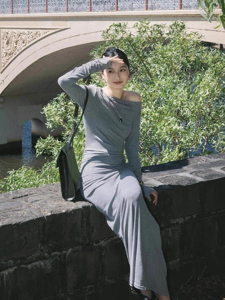 高级感内搭打底a字包臀长裙子miu里mi