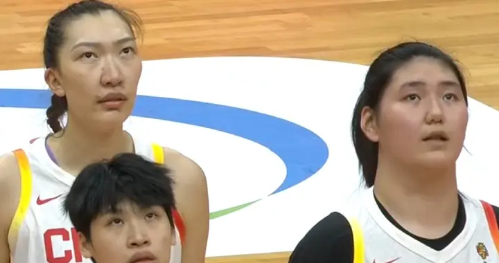 中国女篮35-29马里！半场韩旭、杨舒予9分，张子宇2分