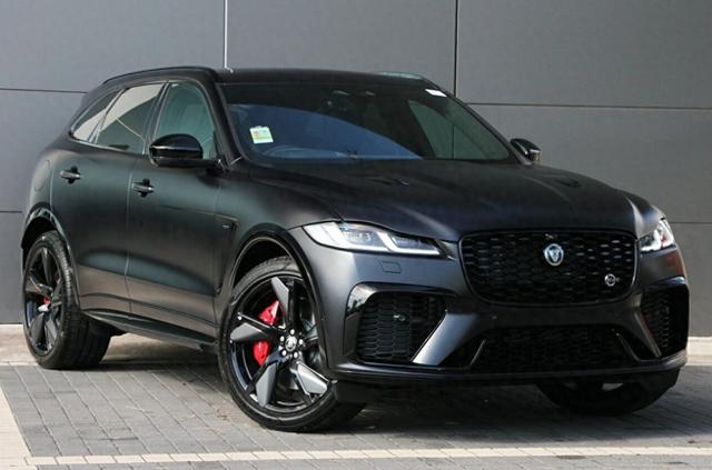 捷豹F-PACE系列再出新车，黑化涂装更帅气，零百加速4秒级