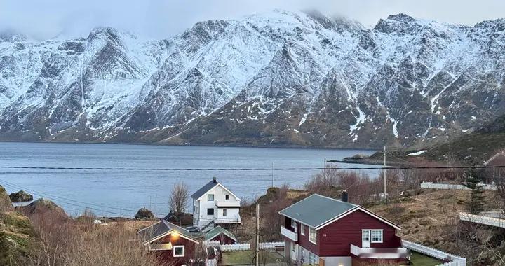 年轻人第一台豪华车首选！沃尔沃S60：安全性拉满，闭眼冲