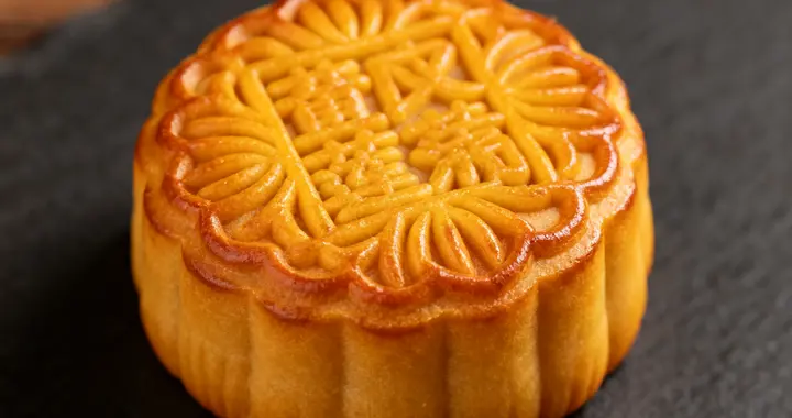 ​ 寻味中秋！10省招牌月饼大比拼，各藏巧思，满嘴都是烟火气