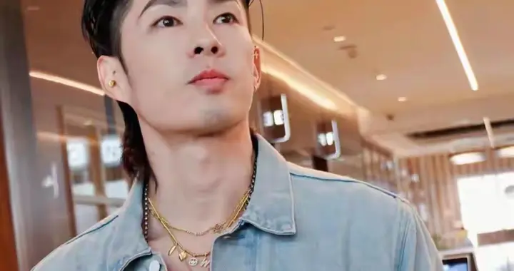 吴建豪突然官宣二婚，隐瞒妻子所有信息，吃过亏才懂低调