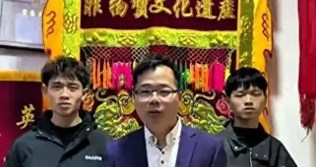 27万演出费消失后，那支跳英歌舞的朝汕年轻人连夜卷铺盖回村