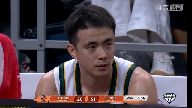 雅鹤：今晚CBA山东对辽宁。昔日的辽老大