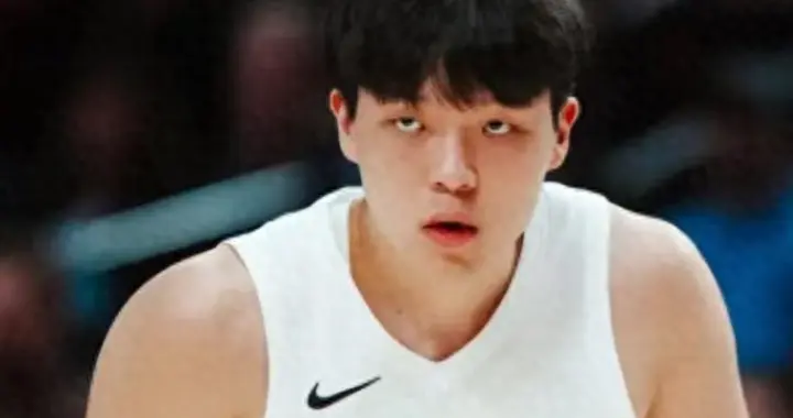 杨瀚森放弃逐梦NBA了?3年1800万签同曦,打完夏联就回做法太明智!