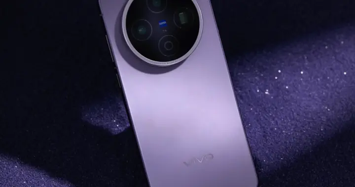 vivo高端旗舰清仓，从4199元降至2899元，6200mAh+90W+40W