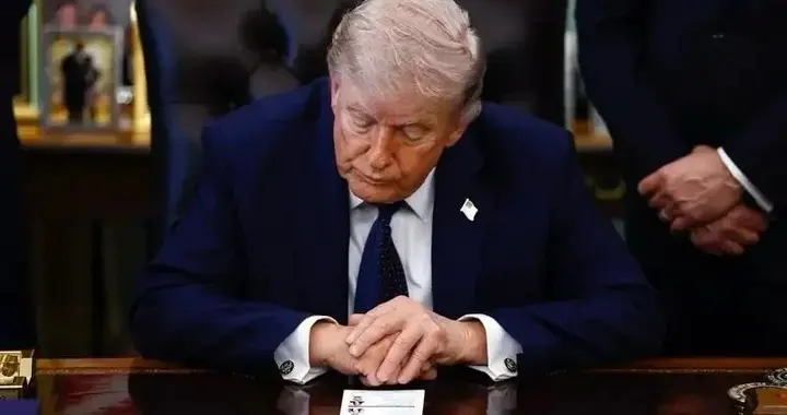 阿联酋退出后！特朗普胡言乱语：伊朗刚通知美国，他们已‘崩溃’