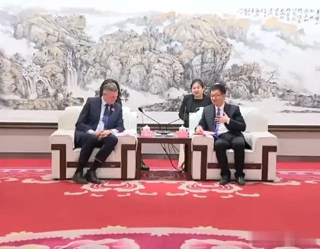 丹麦客人多次来访石家庄终成正果，中能亿达与托普索公司成功签约