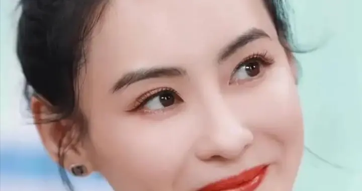 单亲妈妈太心酸！张柏芝自曝五点起床陪伴儿子，谢霆锋这下尴尬了