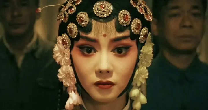 原本不想唱戏的秦娥，凭啥有那么多人托举，就因她舅是胡三元吗？