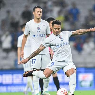 爱上小老弟：申花2个主场拿1分，对胜利的
