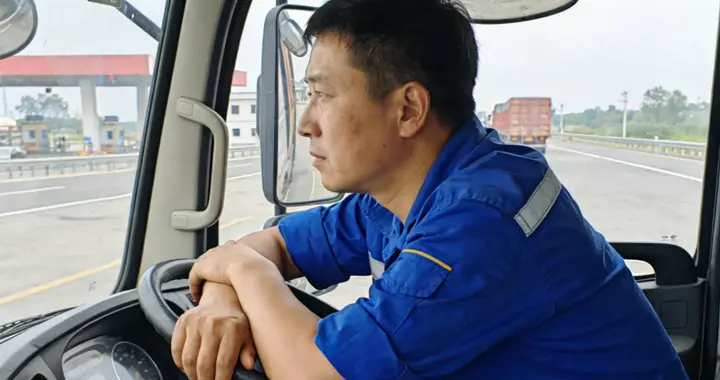 纪实：61岁男子天天吃益生菌调理肠胃，6个月后复查咋样了？