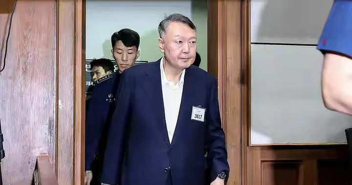 根据“首判”预测，尹锡悦的最终刑期可能不会超过25年