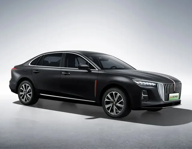 百公里油费23元！红旗H5PHEV把混动油耗卷到3.75L