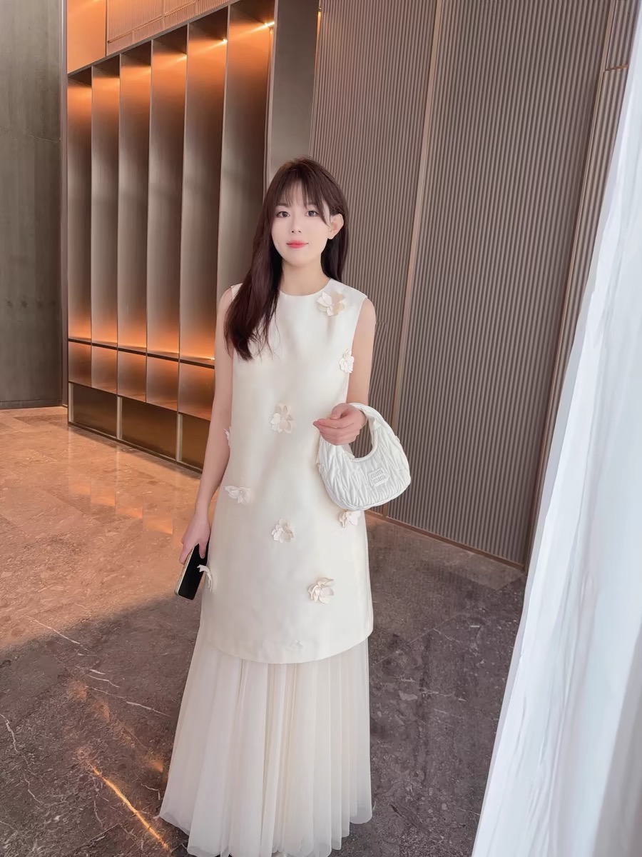 新中式订婚礼服高端轻奢小众不撞款海边度假