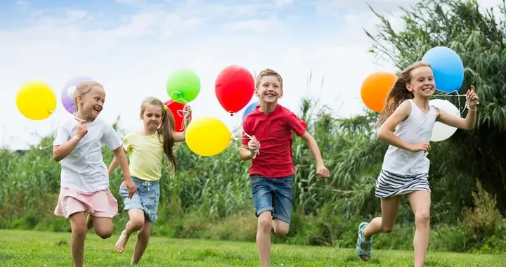 孩子发出这12个求救信号，可能就是抑郁的前兆。父母一定要警觉！