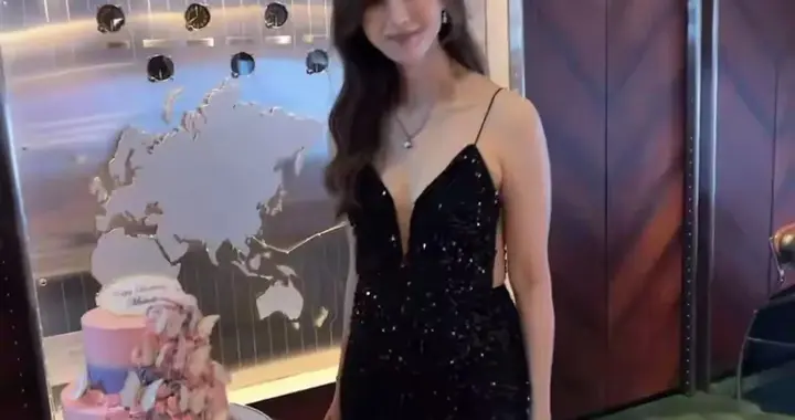 李嘉欣半岛酒店庆生，吊带裙秀匀称身材，六位数晚宴奢华至极！