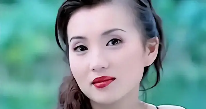 "万人迷"陈好:30岁嫁给二婚刘海峰，婚后连生3胎如今幸福不已