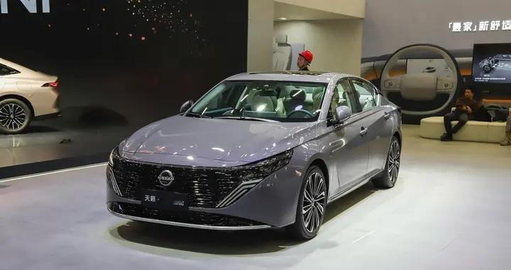 12.99万起，天籁+华为鸿蒙座舱，广州车展适合家用的轿车来了