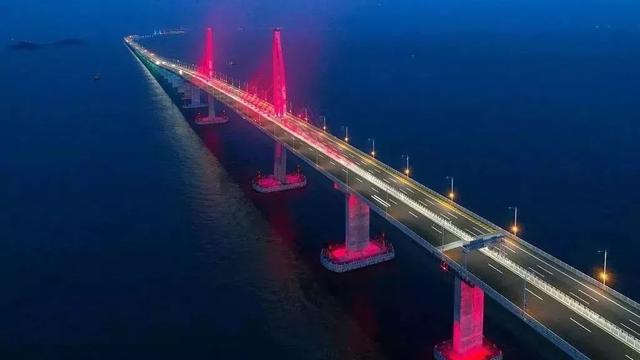今夜一剑封侯：做事比感情重要。 写作我写
