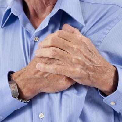 曾老师杂谈：67岁老汉半夜心梗离世，医生