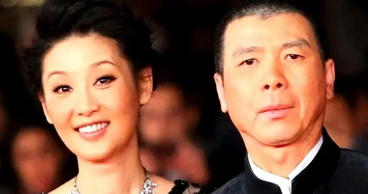 徐帆回应离婚9个月后，冯小刚王志文同场打球，养女互动引关注