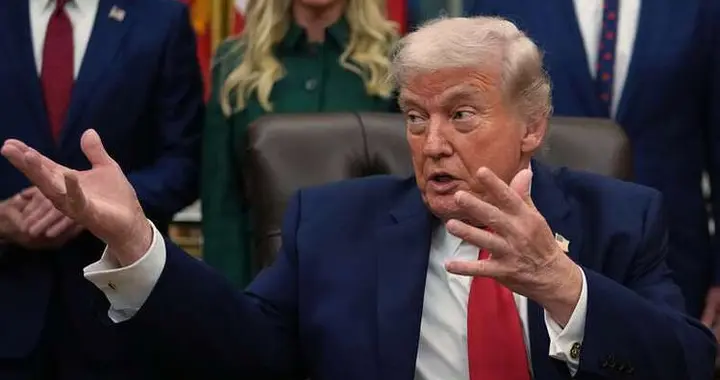 海峡险断供？全球油价疯涨，中国藏着14亿桶储备硬底气