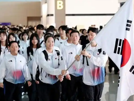 韩国队这回把门面押在乒乓球台上了。  9月17日，大韩体育会宣布，21...