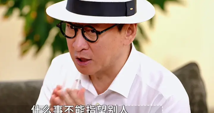 周杰一天只吃一顿饭，已12年不拍戏，56岁未婚没孩子不会去养老院