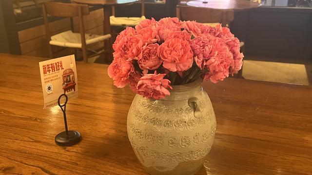 徐徐在养心：今天周五的行情挺意外的， 证