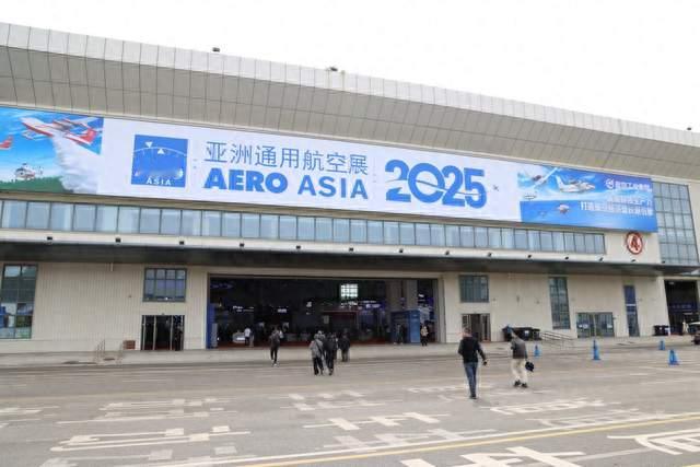 拒绝日本记者入内！珠海航展很硬气，高市早苗不道歉，中国不含糊