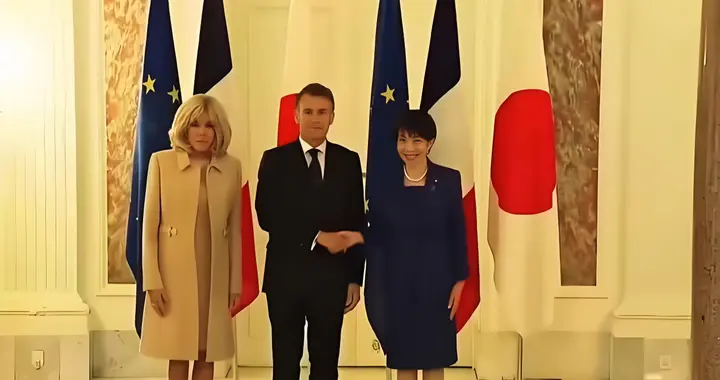 法国开始站队了？马克龙向高市承诺：法国的邀请函不会发给中国