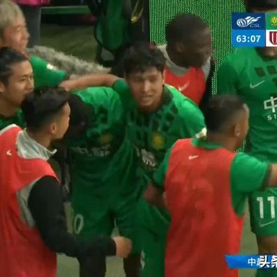 沧海之一粟：国安现在踢的真不错，虽然在主