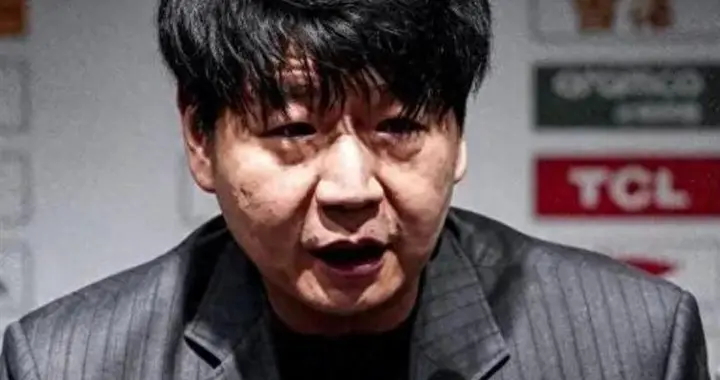 当众批评球员！先担责任后补刀，山东主教练赛后封闭更衣室