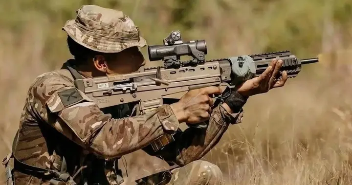 SA80退役！英军18万支新枪换代，6.8mm还是6.5mm？