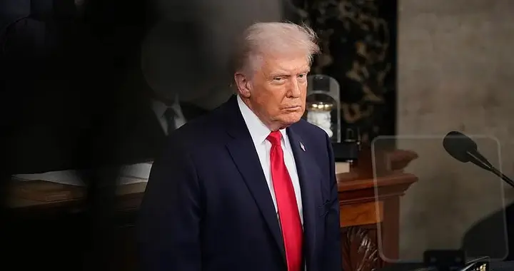 伊朗开放海峡，特朗普连发10帖，一口气骂31国，欧洲已邀中国联手