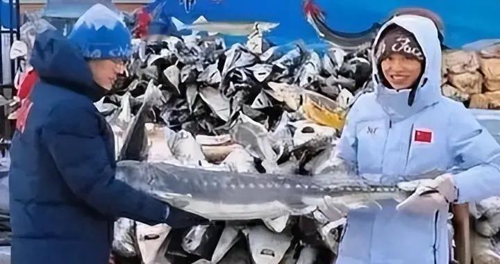 “最快女护士”张水华元旦夺冠，奖励最大“一条鱼”，笑开花