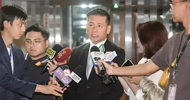 新北也告急 台北议长戴锡钦：李四川优势变小 蓝营支持者正被挖墙脚