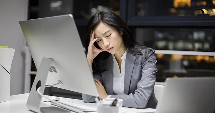 十一年产生了1亿剩女！被毒鸡汤耽误的社会底层女性，该何去何从