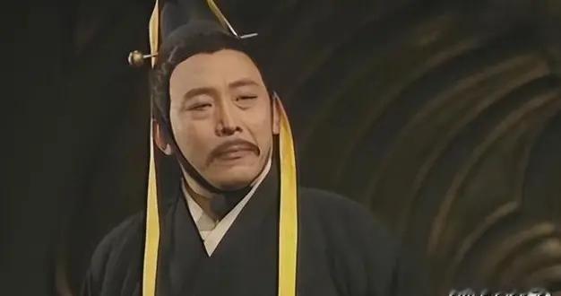 秦穆公霸主身份的特殊性：和晋多次博弈，最终靠征服西戎称霸