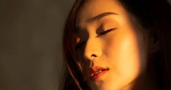 老年人出轨是种什么感受？65岁阿姨：很刺激，但这浑水，别蹚！