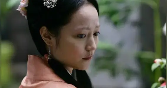 《红楼梦》：改变娇杏一生的那个回眸有多幸运