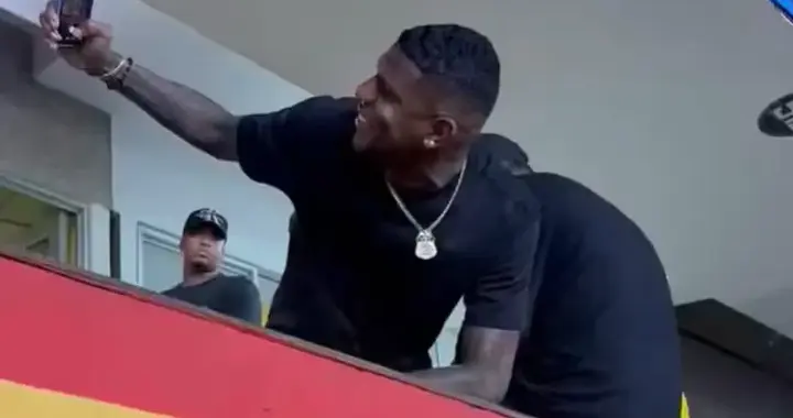 ⏳圣保罗下最后通牒！失联中卫24小时内不现身，将上诉FIFA解约