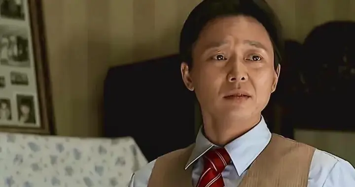 《父母爱情》从五十年代到九十年代，欧阳懿都从事过哪些工作？