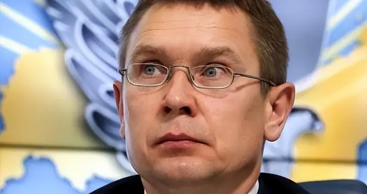 俄议员：俄有权从中国“收回”辽宁舰，中方务必拆掉武器停止军用