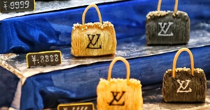 LV起诉茉莉奶白赢了上千万！网友怒了：人民币上的花纹也是你的？