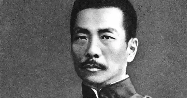 郭松民 | “连眼珠也不转过去”