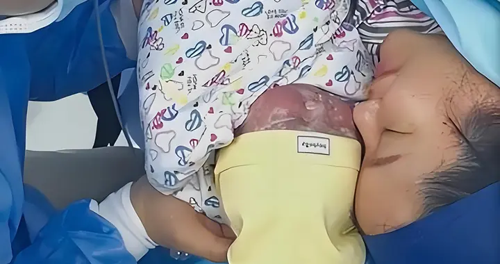 41岁王冕喜得贵子！丈夫坦言后悔高龄产子：我真的太害怕了