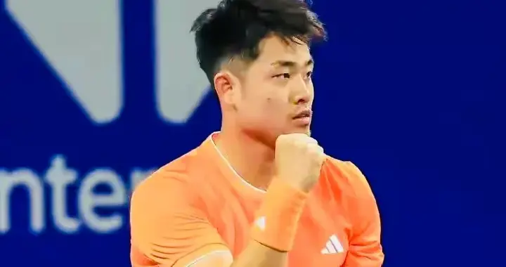 2-0！吴易昺晋级CH75萨拉索塔挑战赛男单四强！